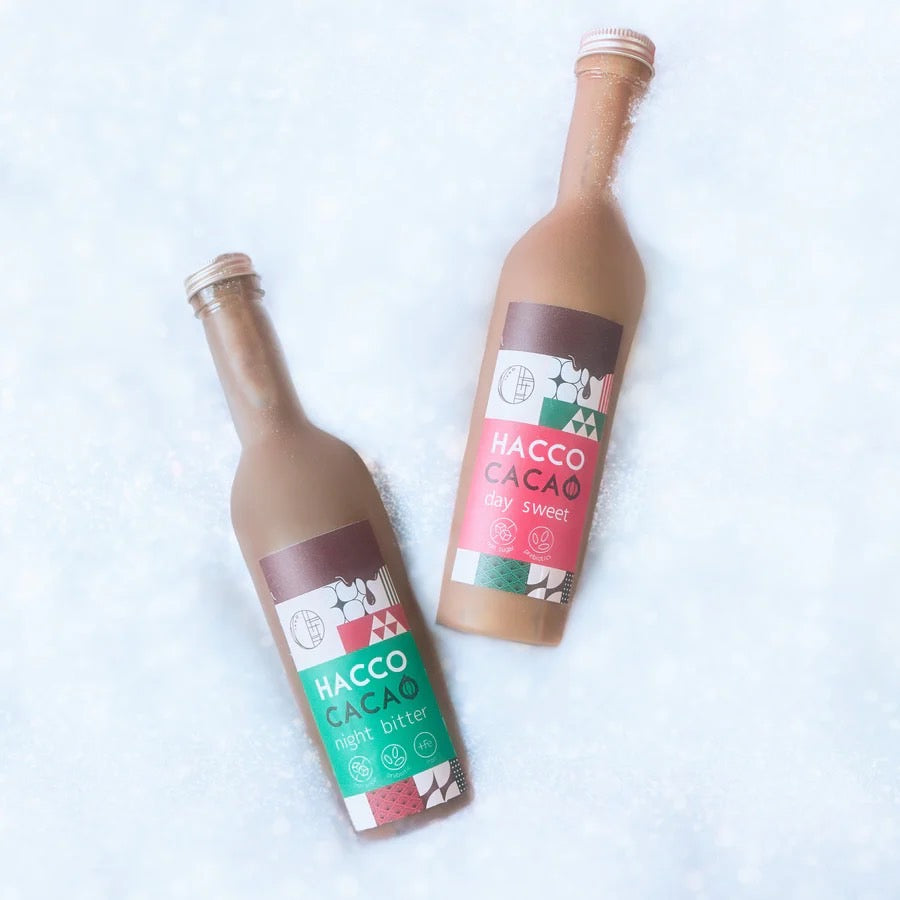 クリスマスギフトにピッタリ！ホリデーデザインの「HACCO CACAO」と国産米粉のアイシングクッキーセット。